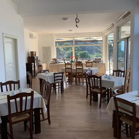 Ahg Relais Pansera * Petrizzi